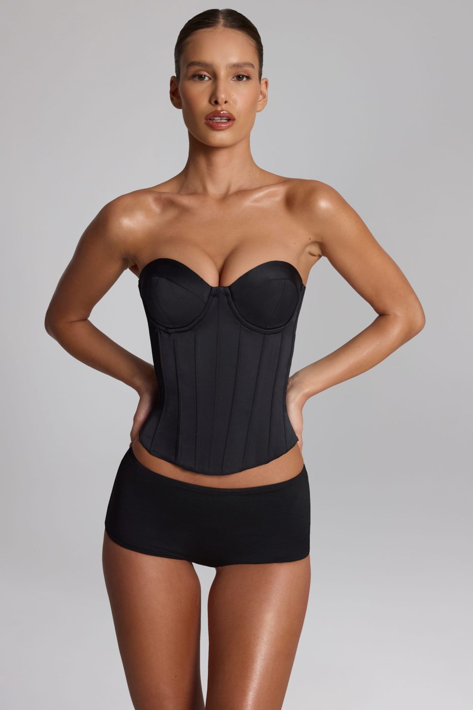 Slinky Jersey Low-Rise Hot Pants in Black