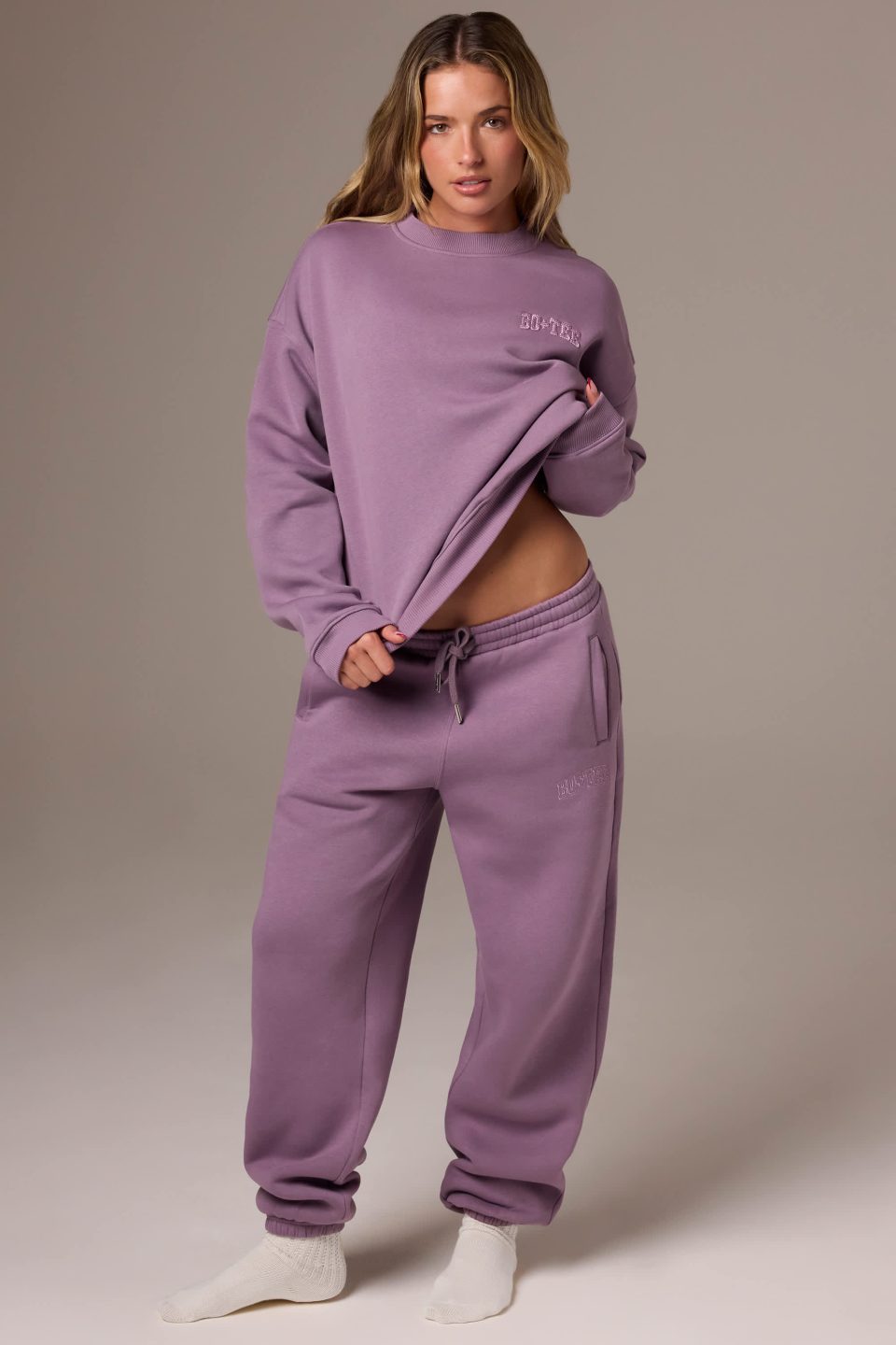 Brushed Jersey Mid-Rise Relaxed Joggers in Dusk