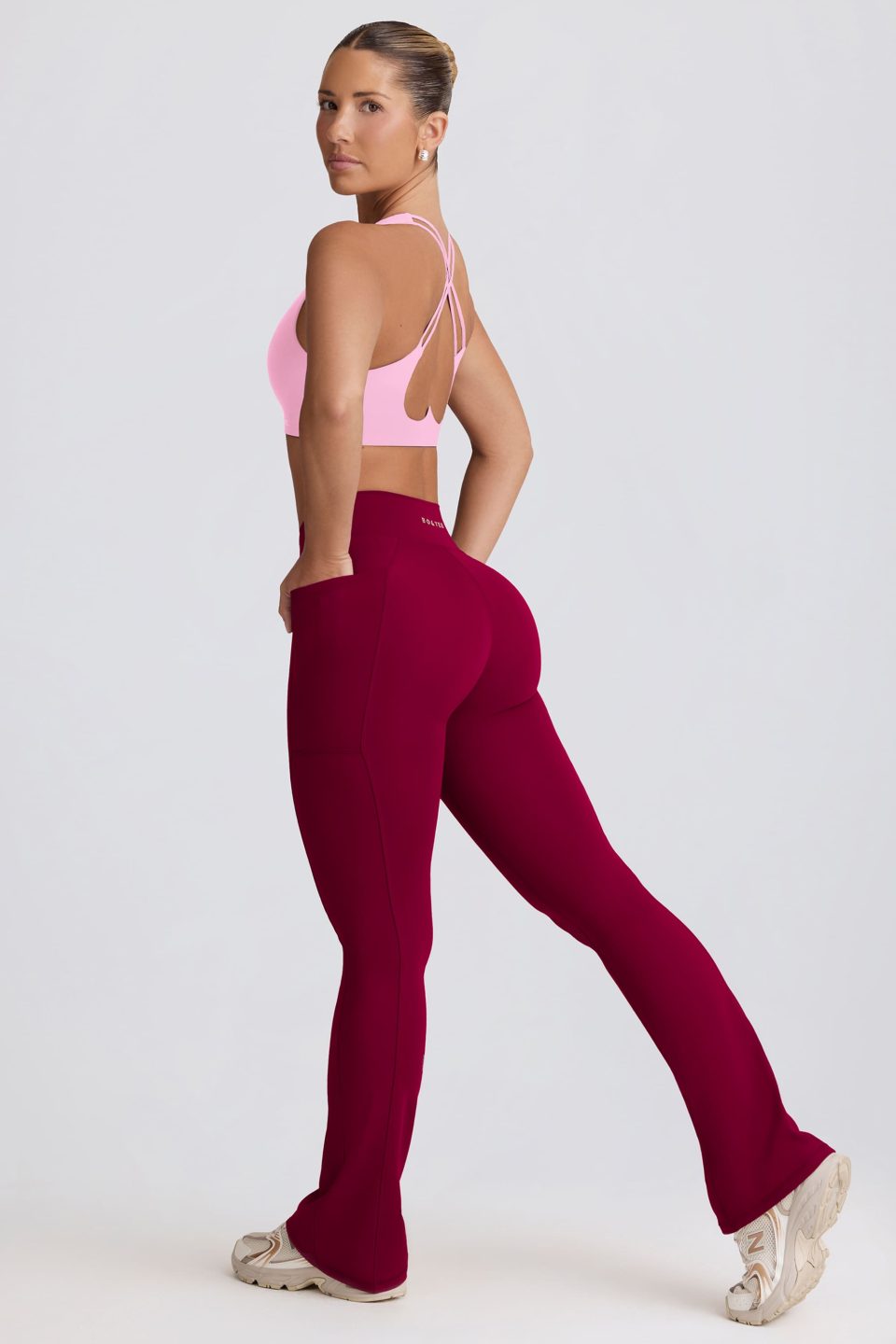 Soft Active V-Waist Pocket Flared Leggings in Burgundy