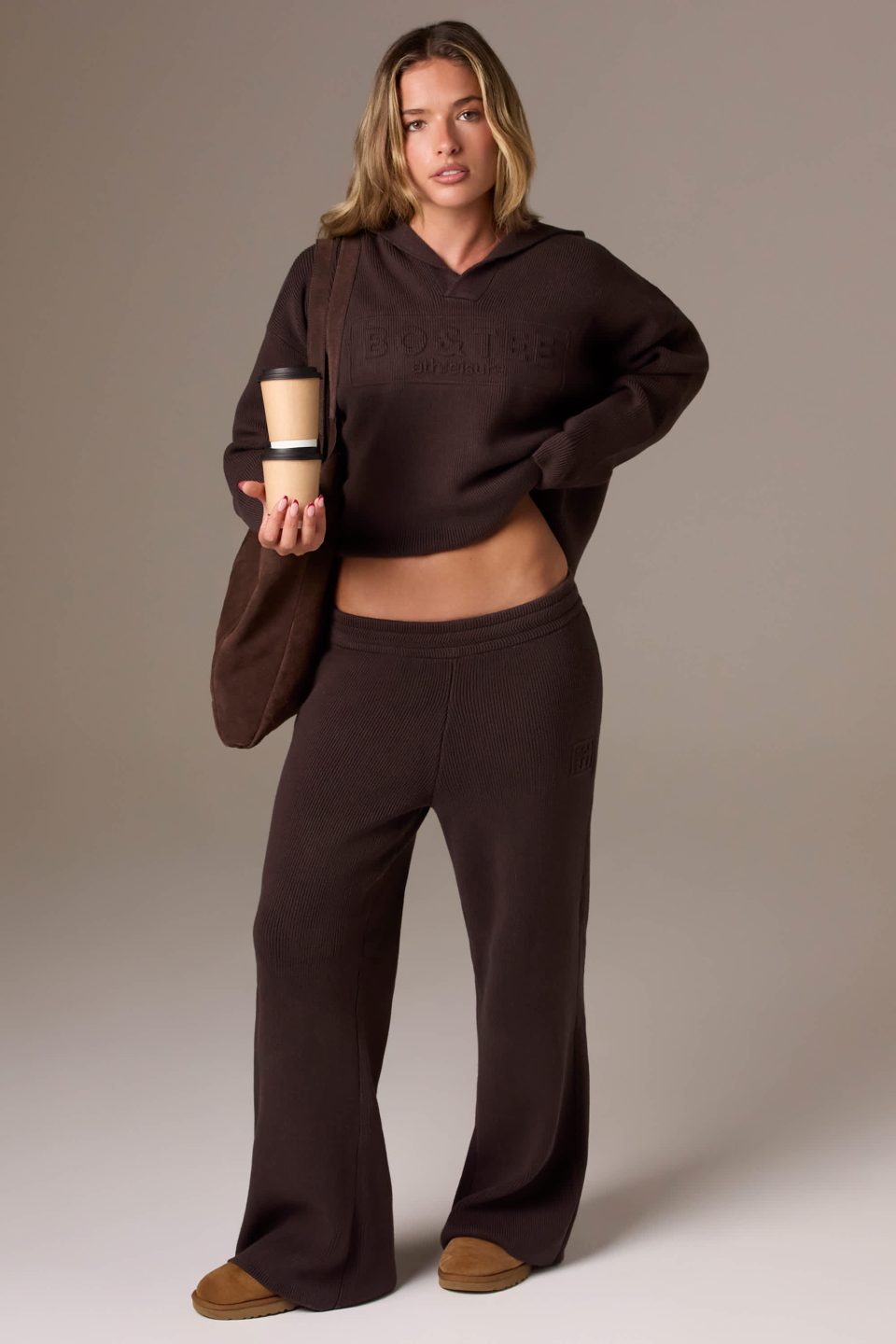 Ribbed Knit Wide-Leg Joggers in Pecan